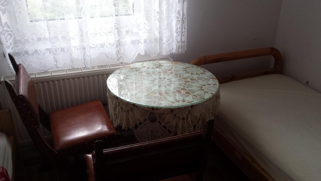 Pokoje W Uzdrowisku Przerzeczyn-Zdroj Zimmer foto